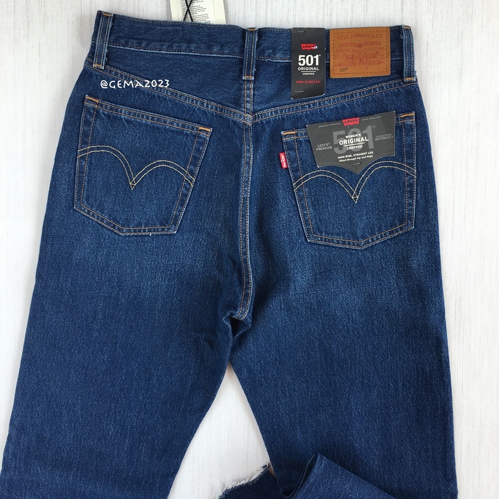 Levi's 501® Original Cropped Women's Jeans 30x28 - Picture 7 of 8